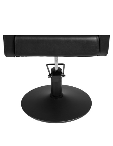 CUTTING CHAIR WITH ROUND BASE CLASS