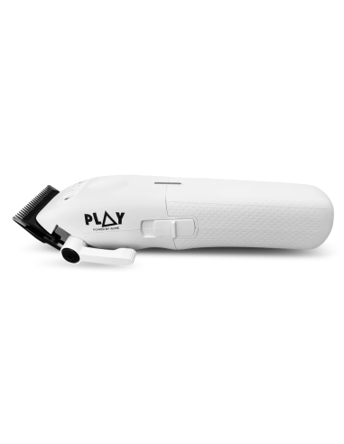 Cortadora profesional TPOB PLAY Clipper Whiteout en blanco — diseño ergonómico y alto rendimiento.