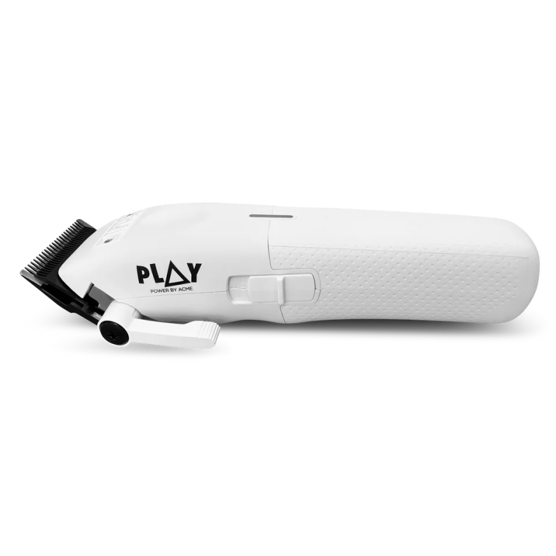 Cortadora profesional TPOB PLAY Clipper Whiteout en blanco — diseño ergonómico y alto rendimiento.